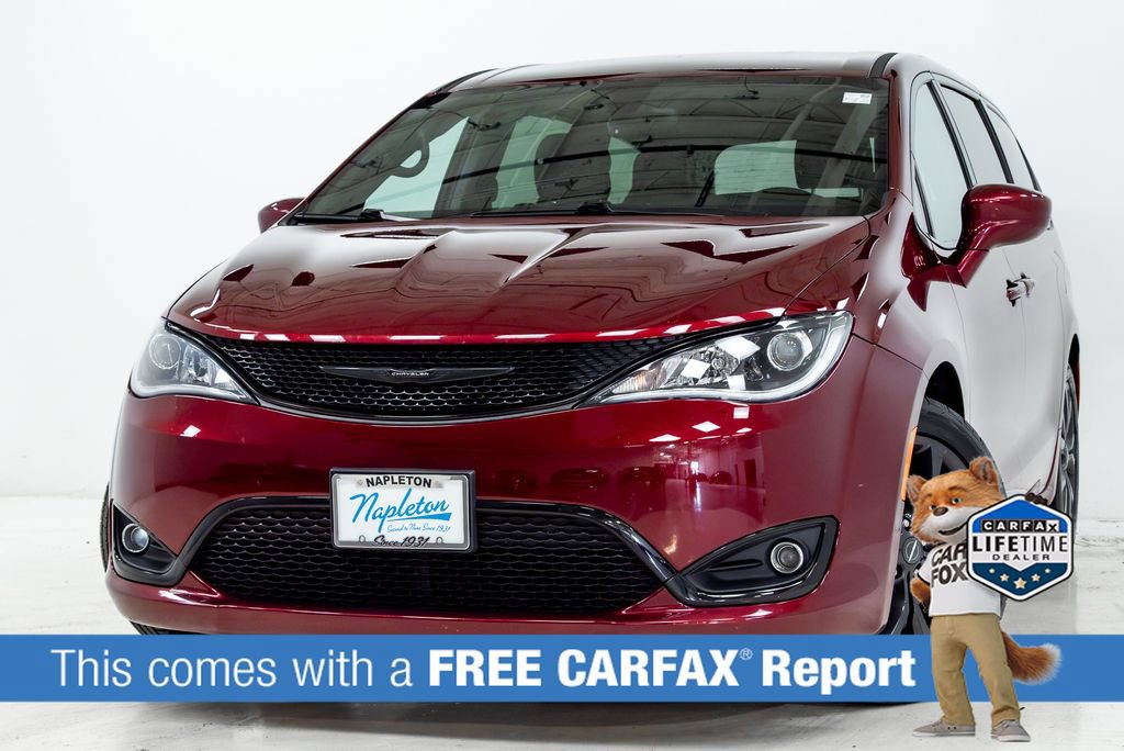 Used 2019 Chrysler Pacifica Touring Plus w/ S Appearance Package FWD image 2