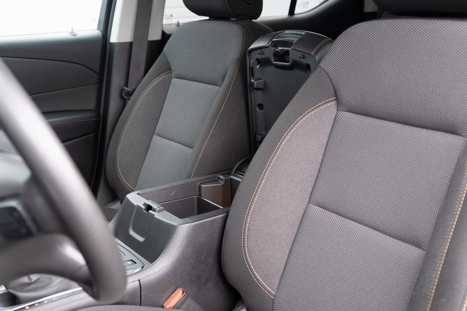 Used 2021 Chevrolet Traverse LS image 10