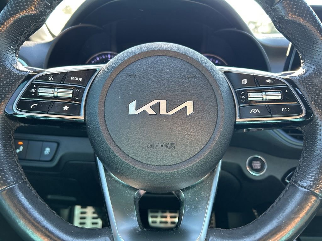 Used 2023 Kia Forte GT-Line image 23