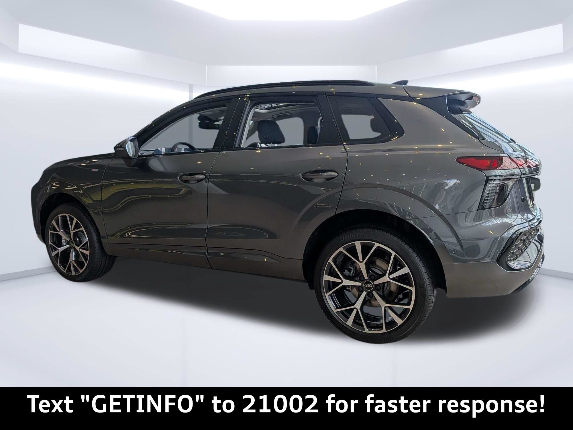 New 2026 Audi Q3 quattro 2.0T AWD/4WD image 6