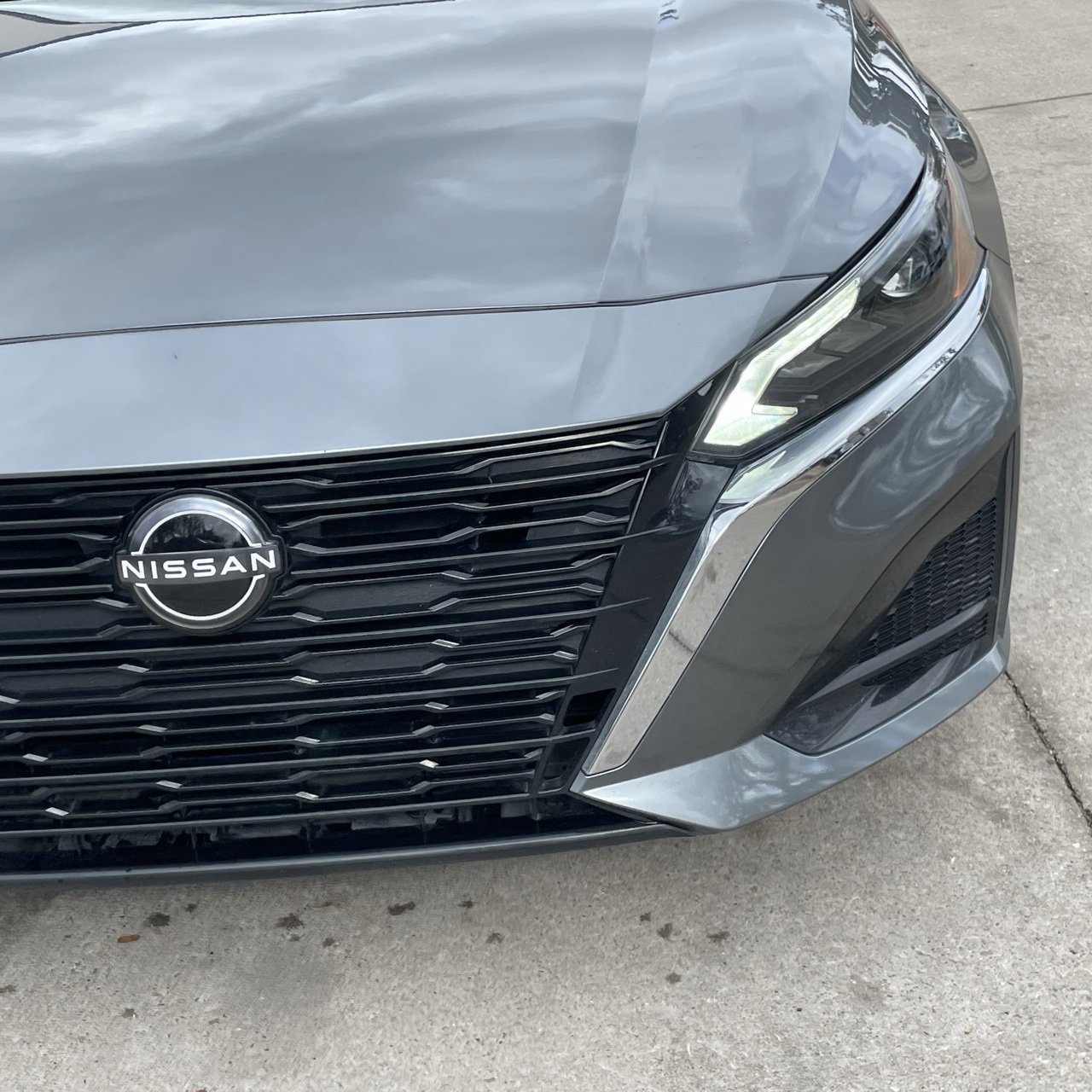 Used 2024 Nissan Altima 2.5 SV image 7