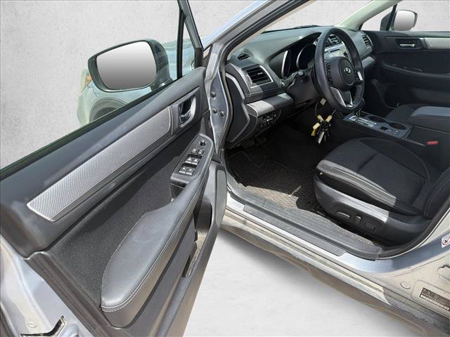 Used 2019 Subaru Outback 2.5i Premium w/ Protection Package #1 AWD/4WD image 9