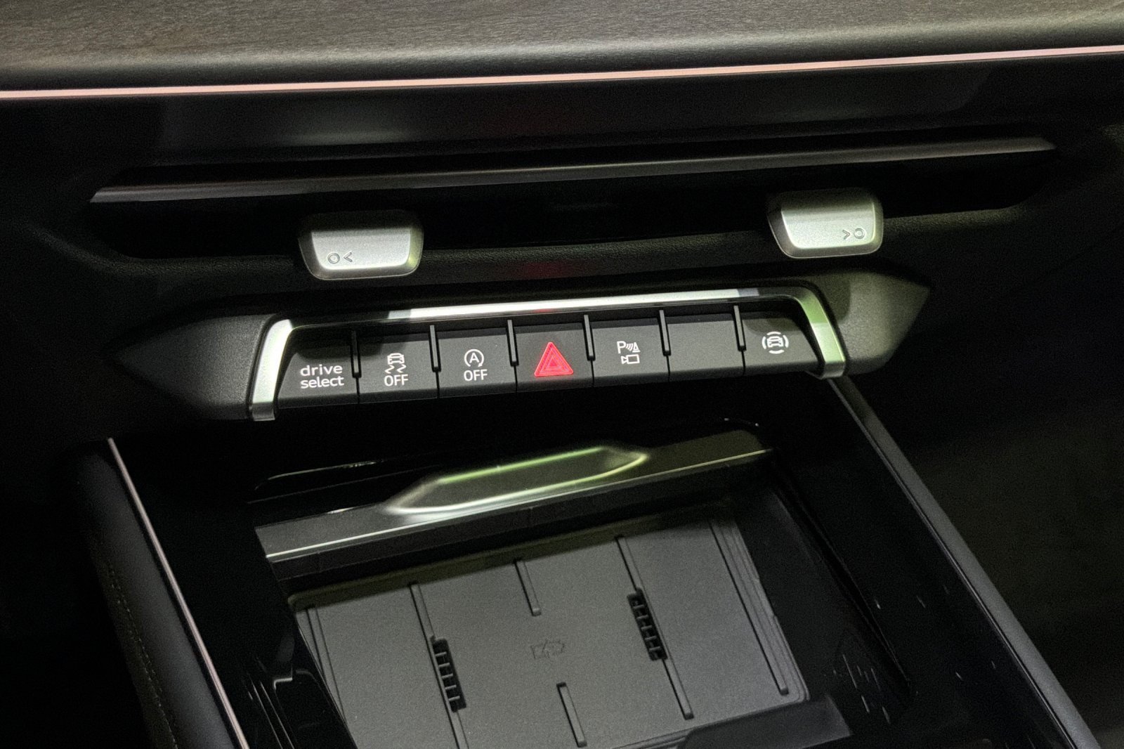 New 2026 Audi Q3 quattro 2.0T AWD/4WD image 20
