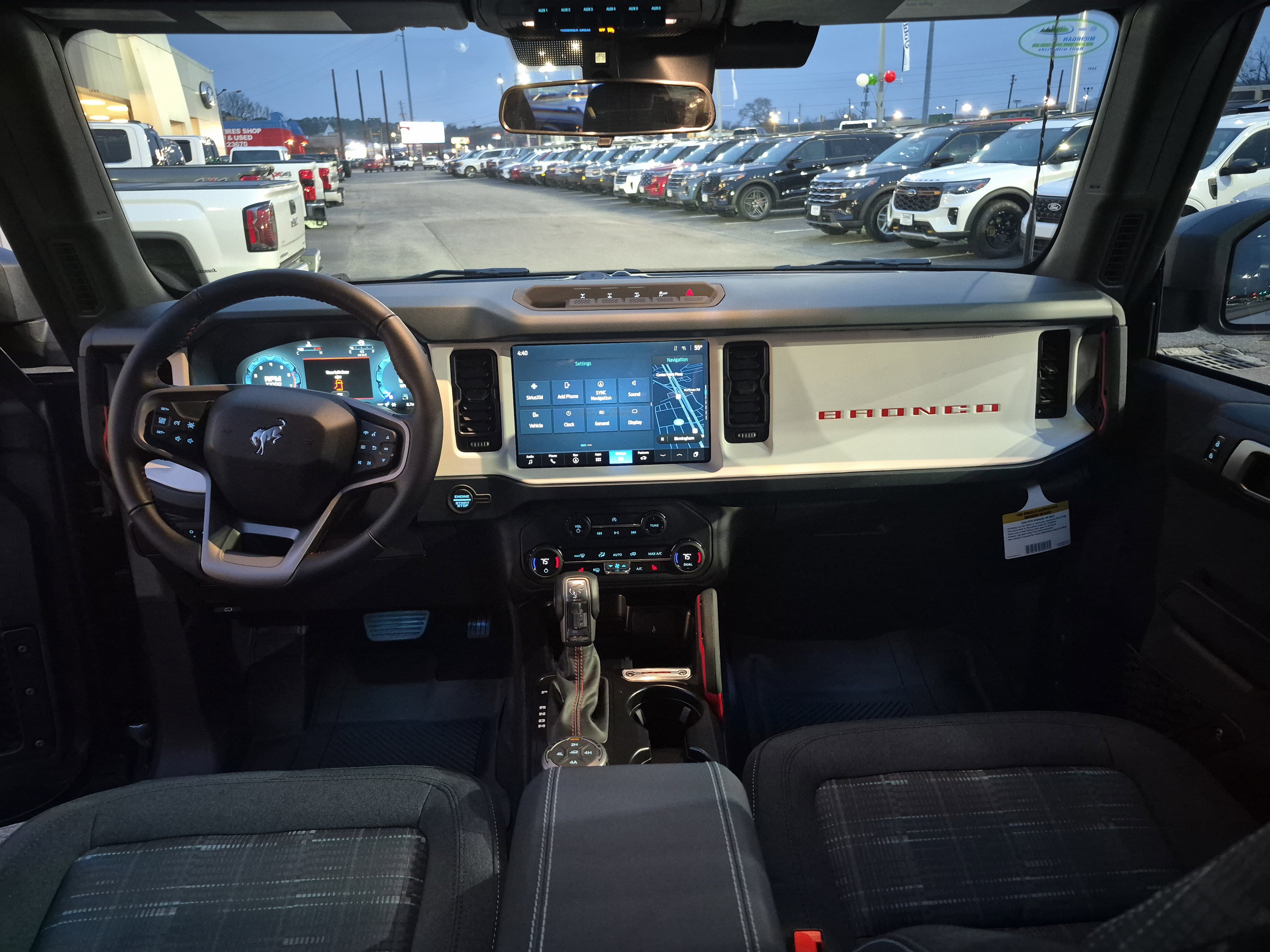 New 2025 Ford Bronco Heritage Edition image 18