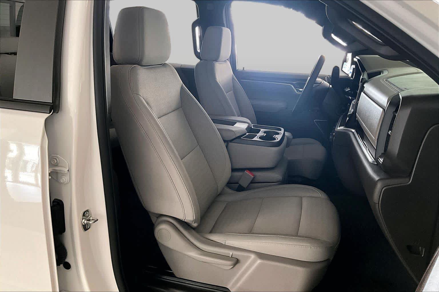 Used 2026 Chevrolet Silverado 1500 LT w/ Texas Edition Plus RWD image 8