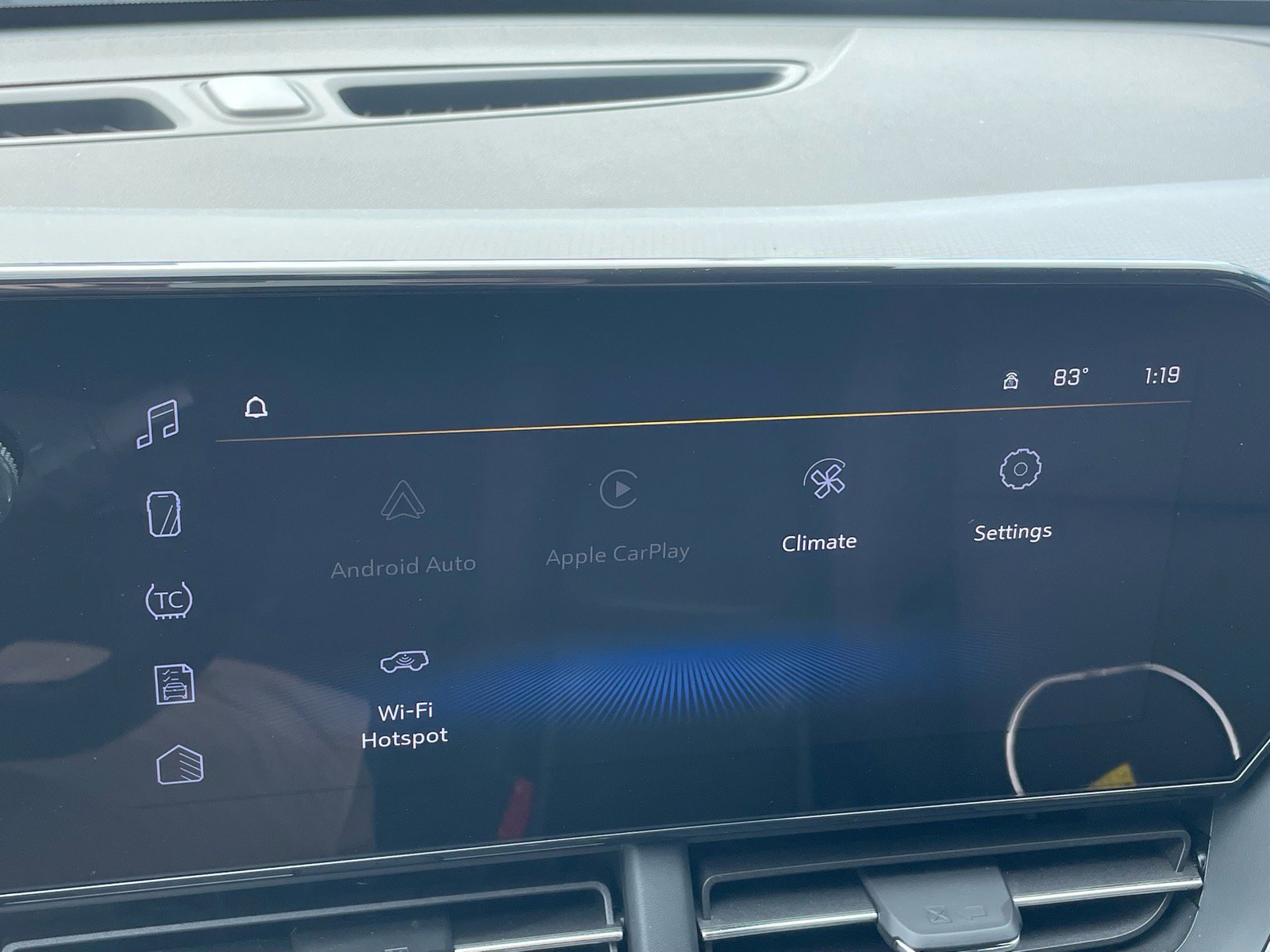 Used 2025 Chevrolet Trax RS w/ Driver Confidence Package image 9