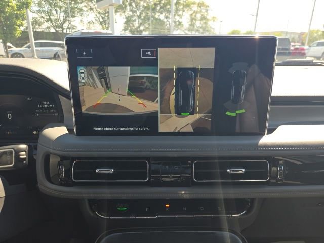 Used 2021 Lincoln Nautilus Reserve FWD image 33