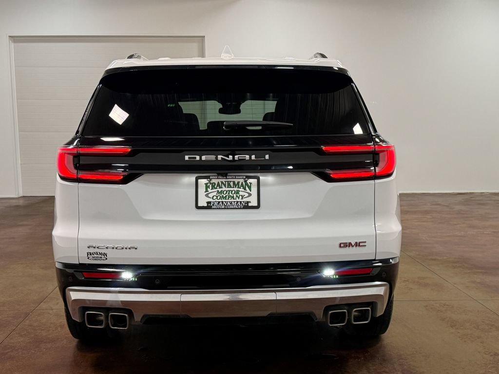 Used 2024 GMC Acadia Denali w/ LPO, Floor Liner Package FWD image 25
