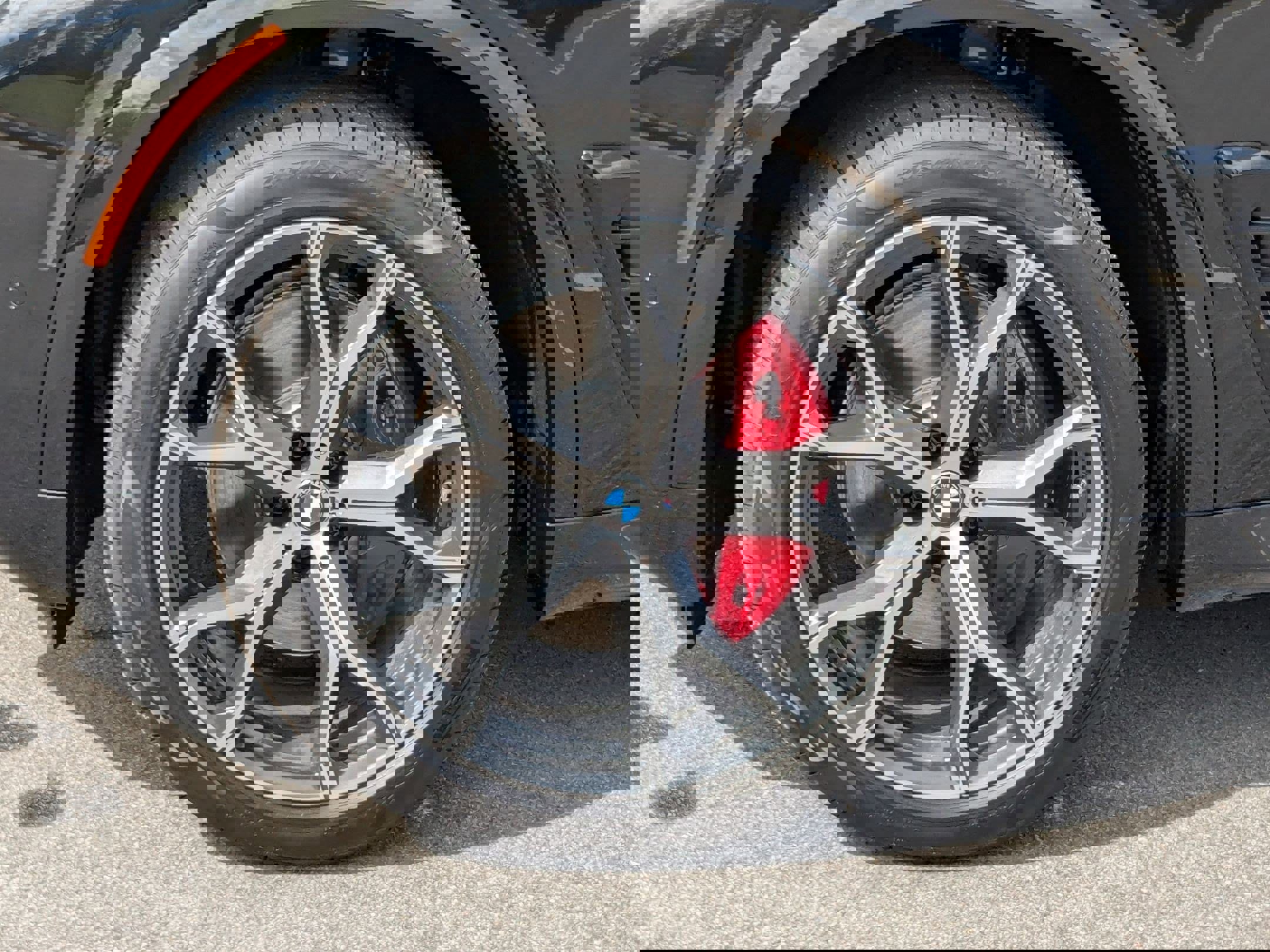 New 2026 BMW X5 xDrive40i w/ M Sport Package image 10