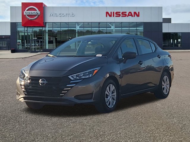 New 2025 Nissan Versa S w/ Trunk Package FWD image 3