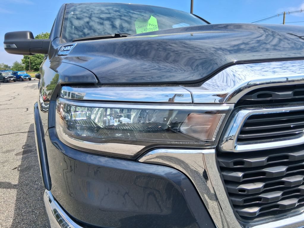 Used 2025 RAM 1500 Big Horn AWD/4WD image 8