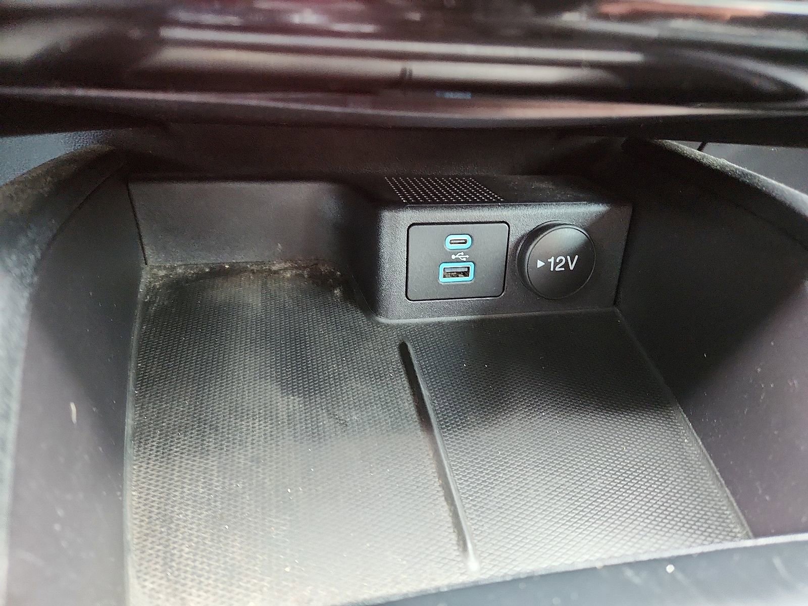 Used 2022 Ford Escape SEL FWD image 16