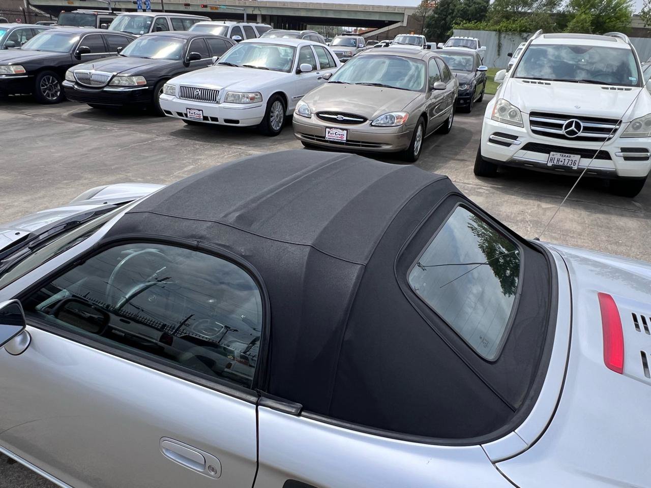 Used 2002 Toyota MR2 RWD image 27