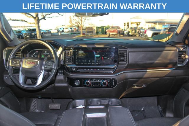 Used 2024 GMC Sierra 1500 SLT image 16