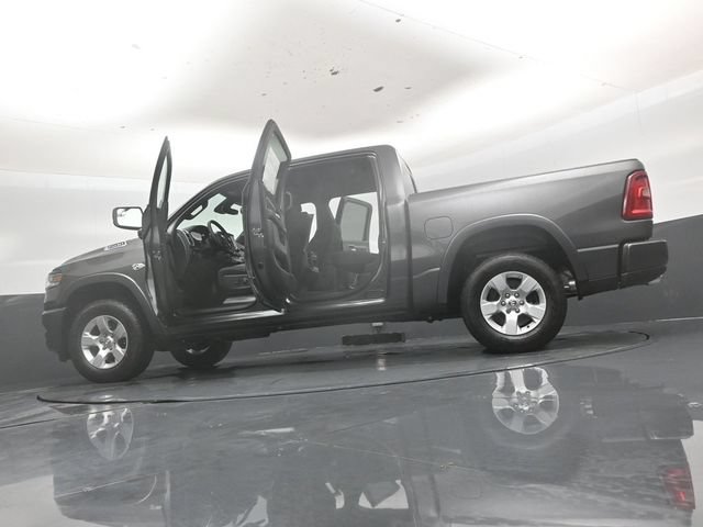 New 2026 RAM 1500 4x4 Crew Cab image 53