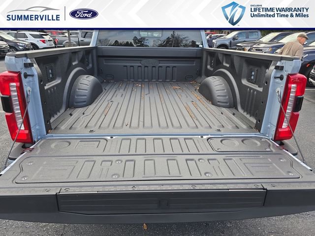 New 2026 Ford F250 Lariat w/ Black Appearance Package AWD/4WD image 14