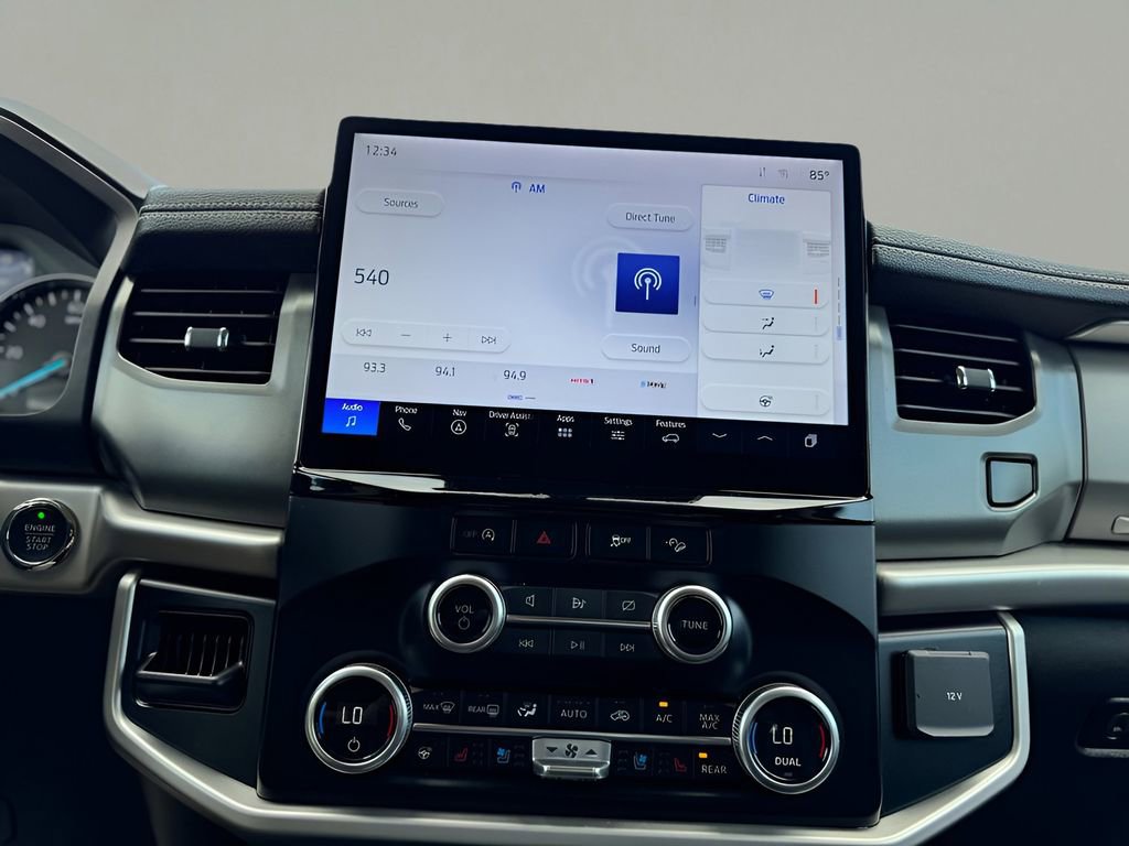 Used 2024 Ford Expedition XLT image 25