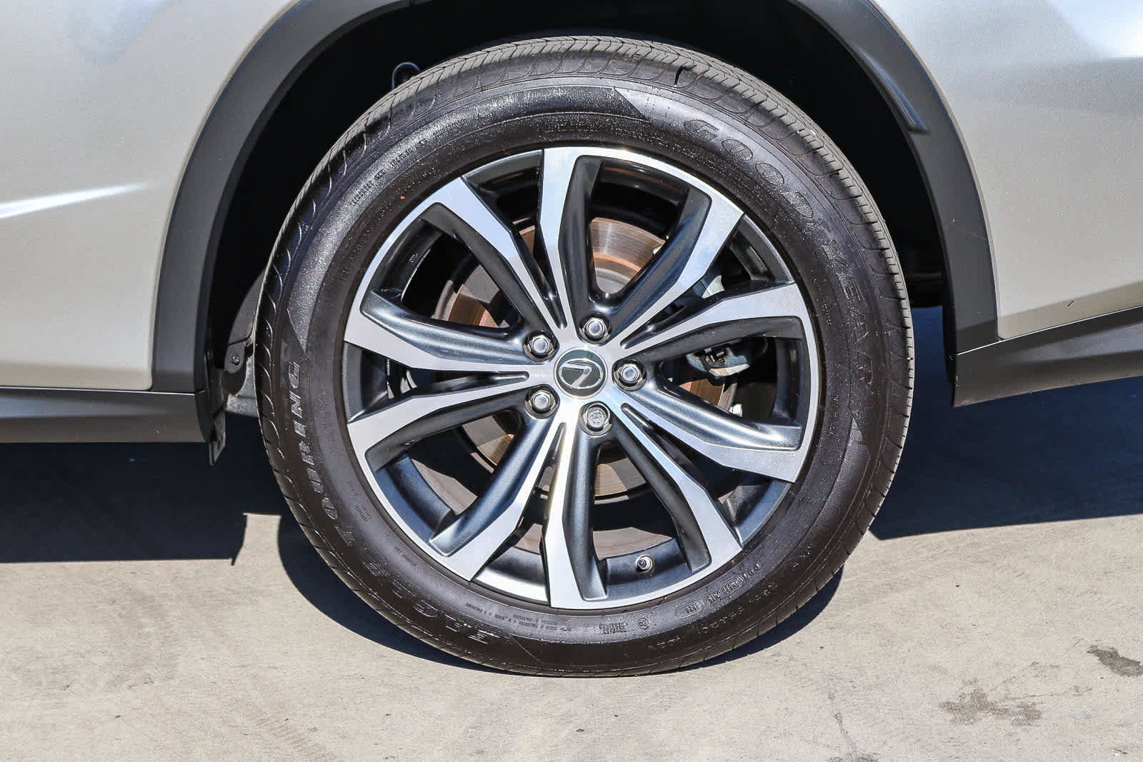 Used 2020 Lexus RX 350L FWD w/ Premium Package image 12