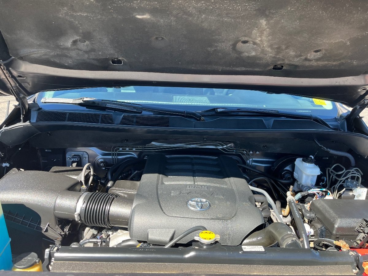 Used 2014 Toyota Tundra SR5 w/ SR5 Upgrade Package AWD/4WD image 37