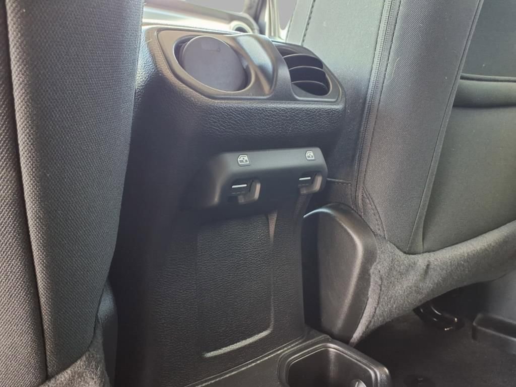 Used 2021 Jeep Wrangler Unlimited Sport image 24