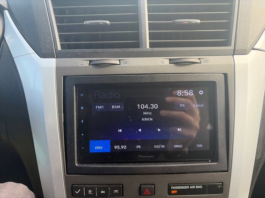 Used 2010 Chevrolet Traverse LT w/ Personal Connectivity Package FWD image 21