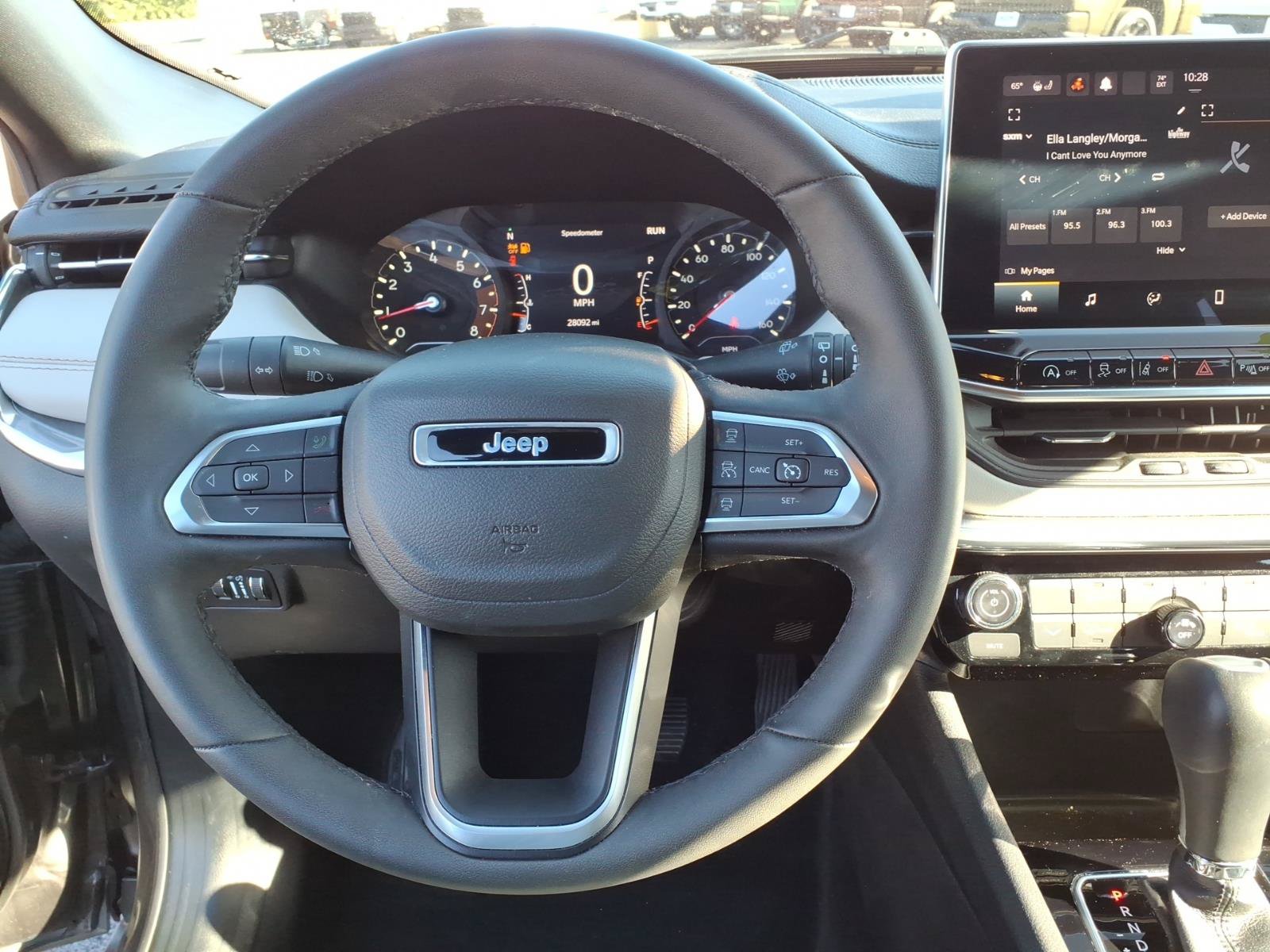 Certified 2023 Jeep Compass Limited AWD/4WD image 18