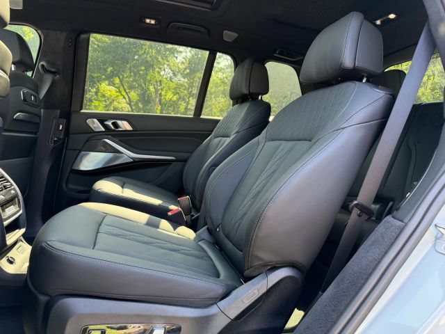 Used 2024 BMW X7 M60i w/ Executive Package AWD/4WD image 12