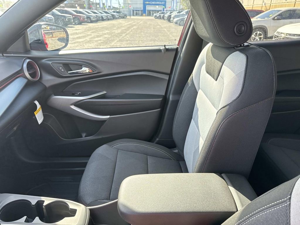 New 2026 Chevrolet Trax RS image 16