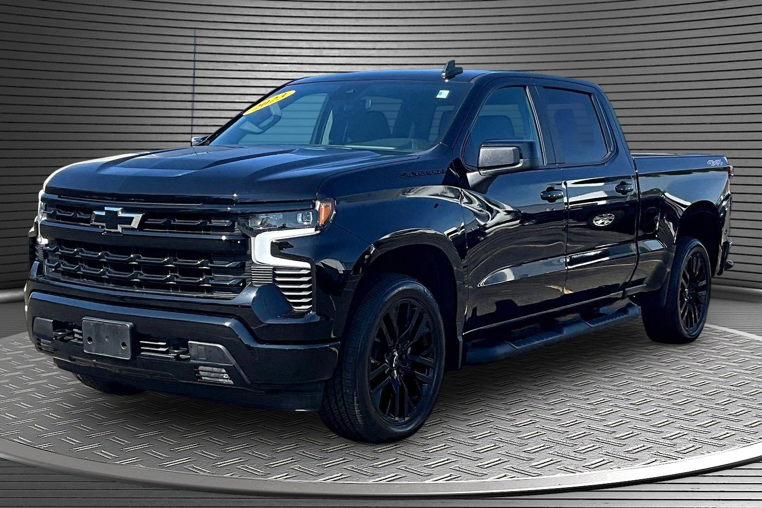 Used 2023 Chevrolet Silverado 1500 RST w/ Rally Edition AWD/4WD image 3