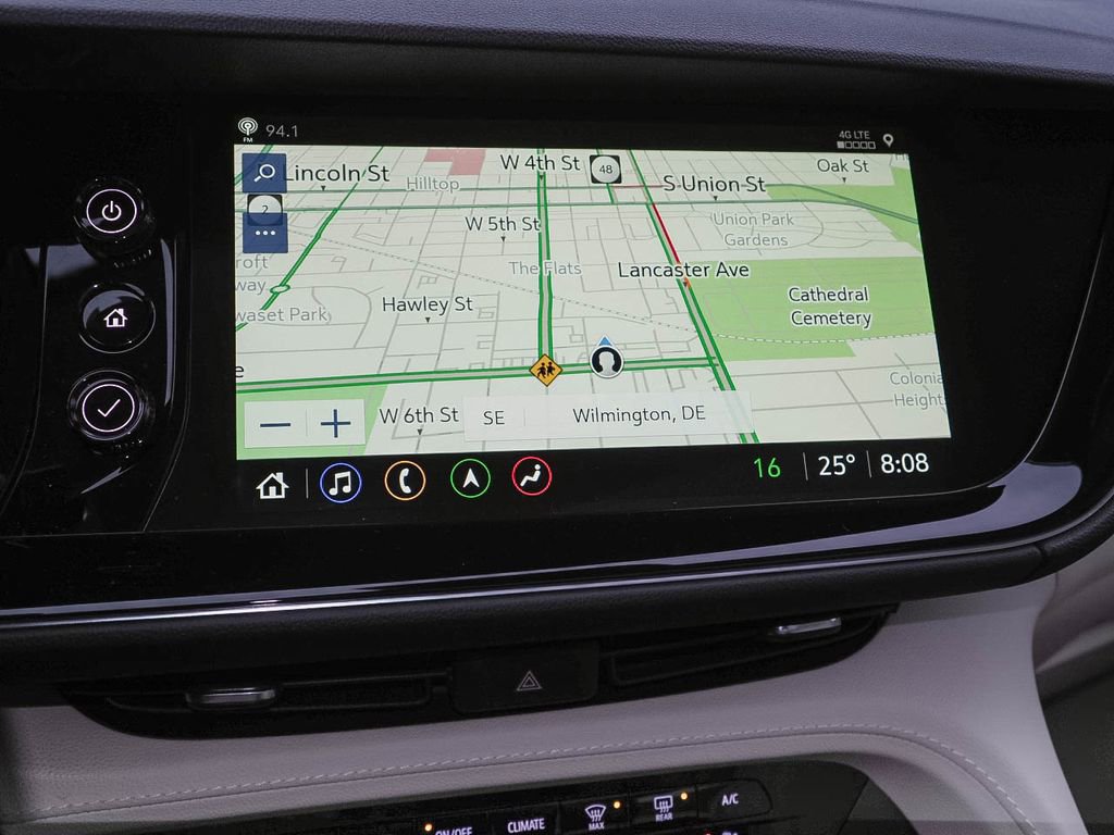 Used 2023 Buick Envision Avenir image 13