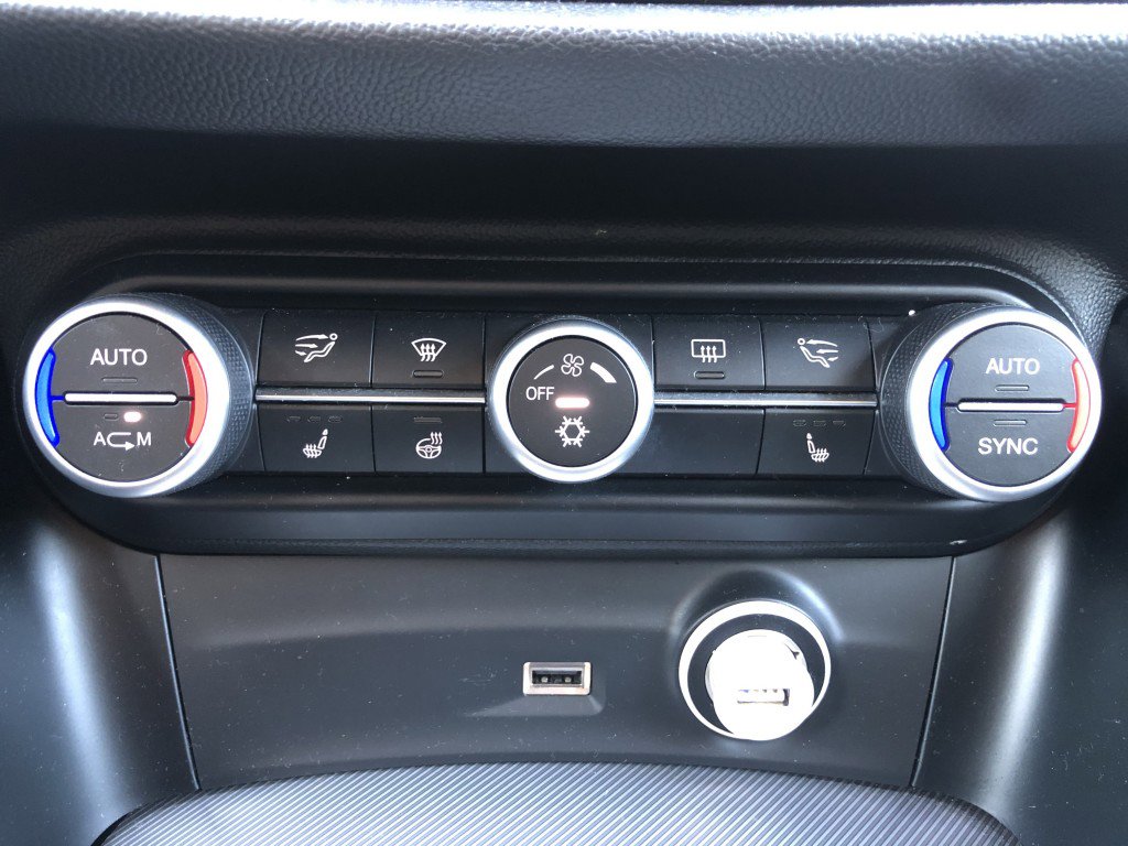 Used 2018 Alfa Romeo Stelvio Sport w/ Quick Order Package 22J Sport image 29