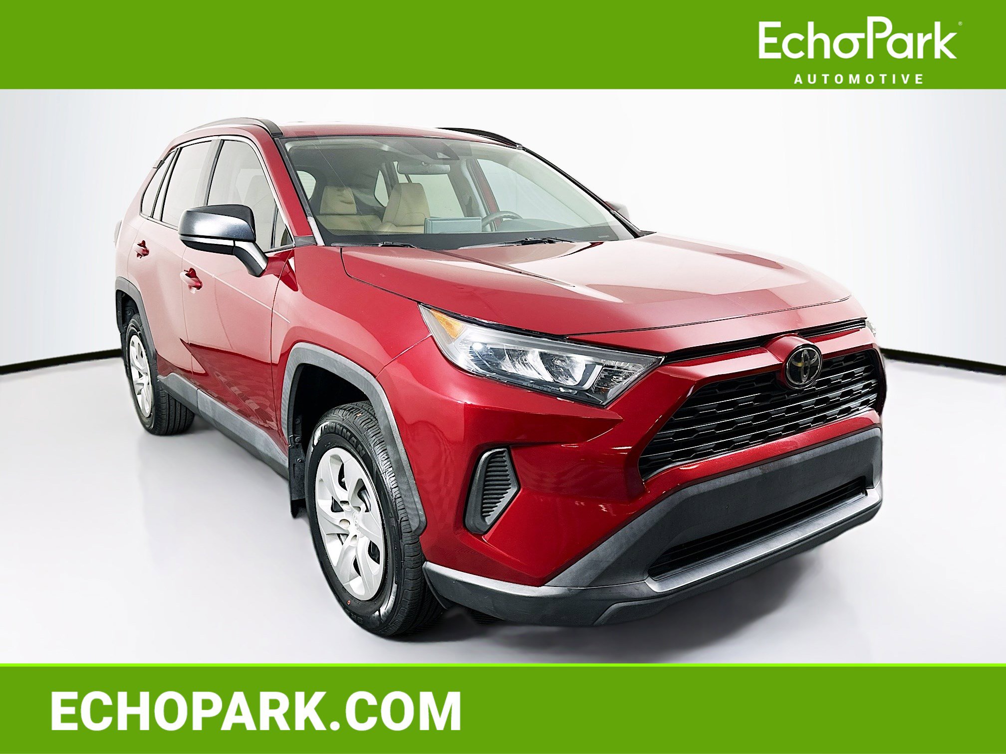 Used 2020 Toyota RAV4 LE FWD image 1