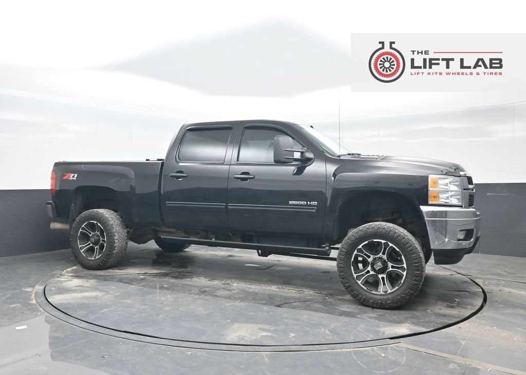 Used 2012 Chevrolet Silverado 2500 LTZ w/ Suspension Package, Off-Road AWD/4WD image 9