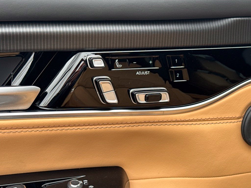 New 2027 Jeep Grand Wagoneer Summit AWD/4WD image 11