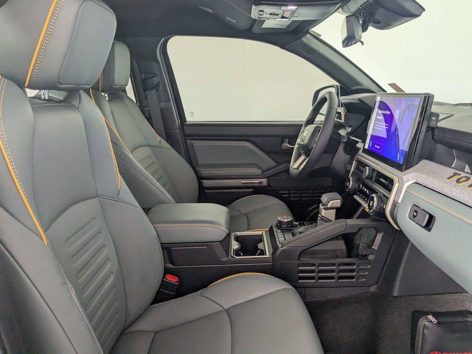 Certified 2025 Toyota Tacoma 4x4 Double Cab Hybrid image 30