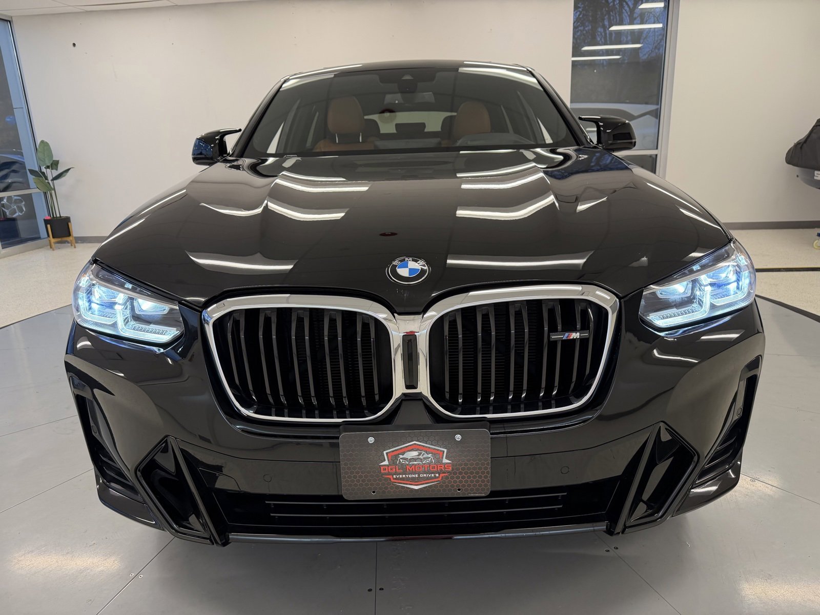 Used 2024 BMW X4 M40i w/ Premium Package image 68
