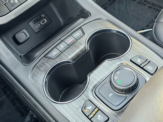 Used 2023 GMC Acadia SLT w/ Technology Package image 39