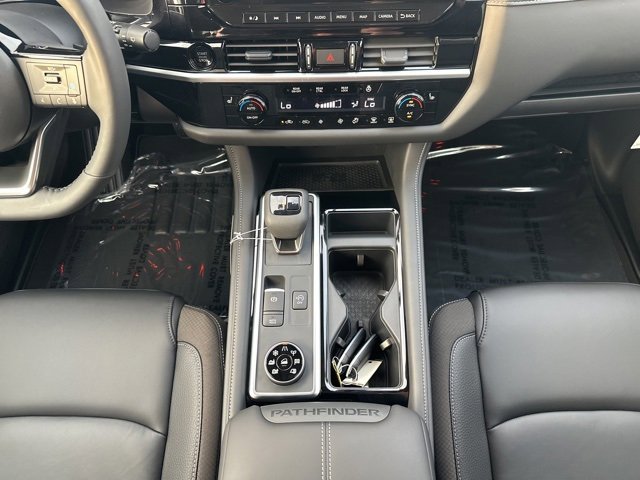 New 2025 Nissan Pathfinder SL image 22