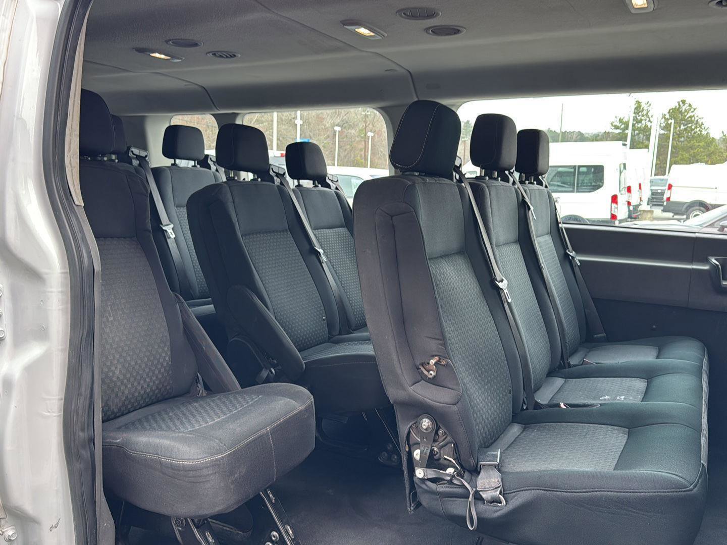 Used 2021 Ford Transit 350 XLT RWD image 10