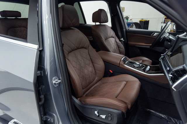 Used 2025 BMW X5 xDrive40i w/ Climate Comfort Package AWD/4WD image 24