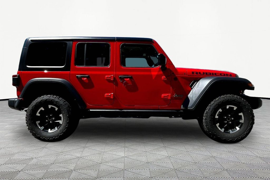 Used 2026 Jeep Wrangler Unlimited Rubicon AWD/4WD image 8