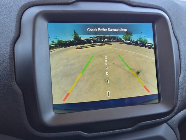 Used 2021 Jeep Renegade Trailhawk AWD/4WD image 14