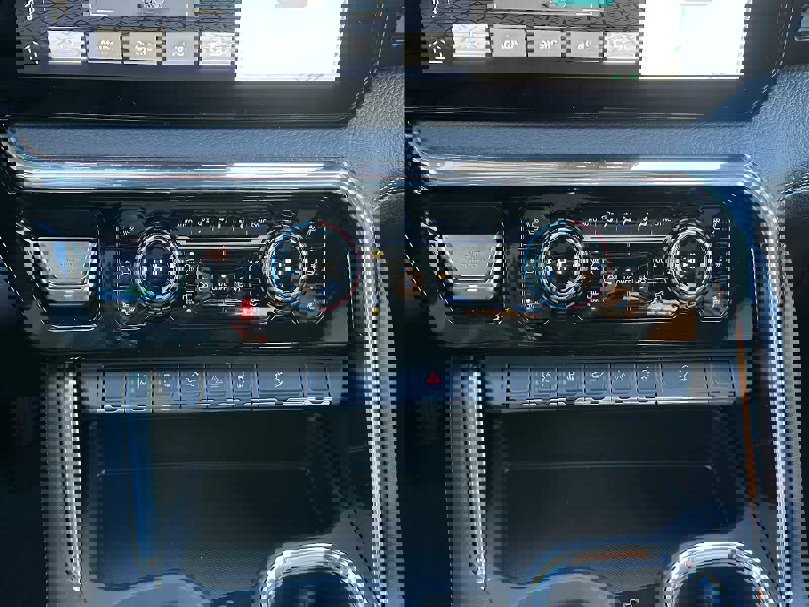 New 2026 GMC Sierra 2500 Denali w/ Denali Reserve Package image 27