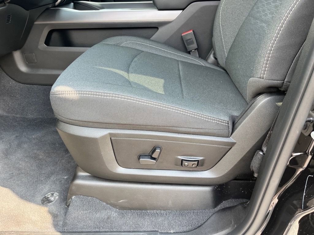 Used 2025 RAM 2500 Big Horn image 10