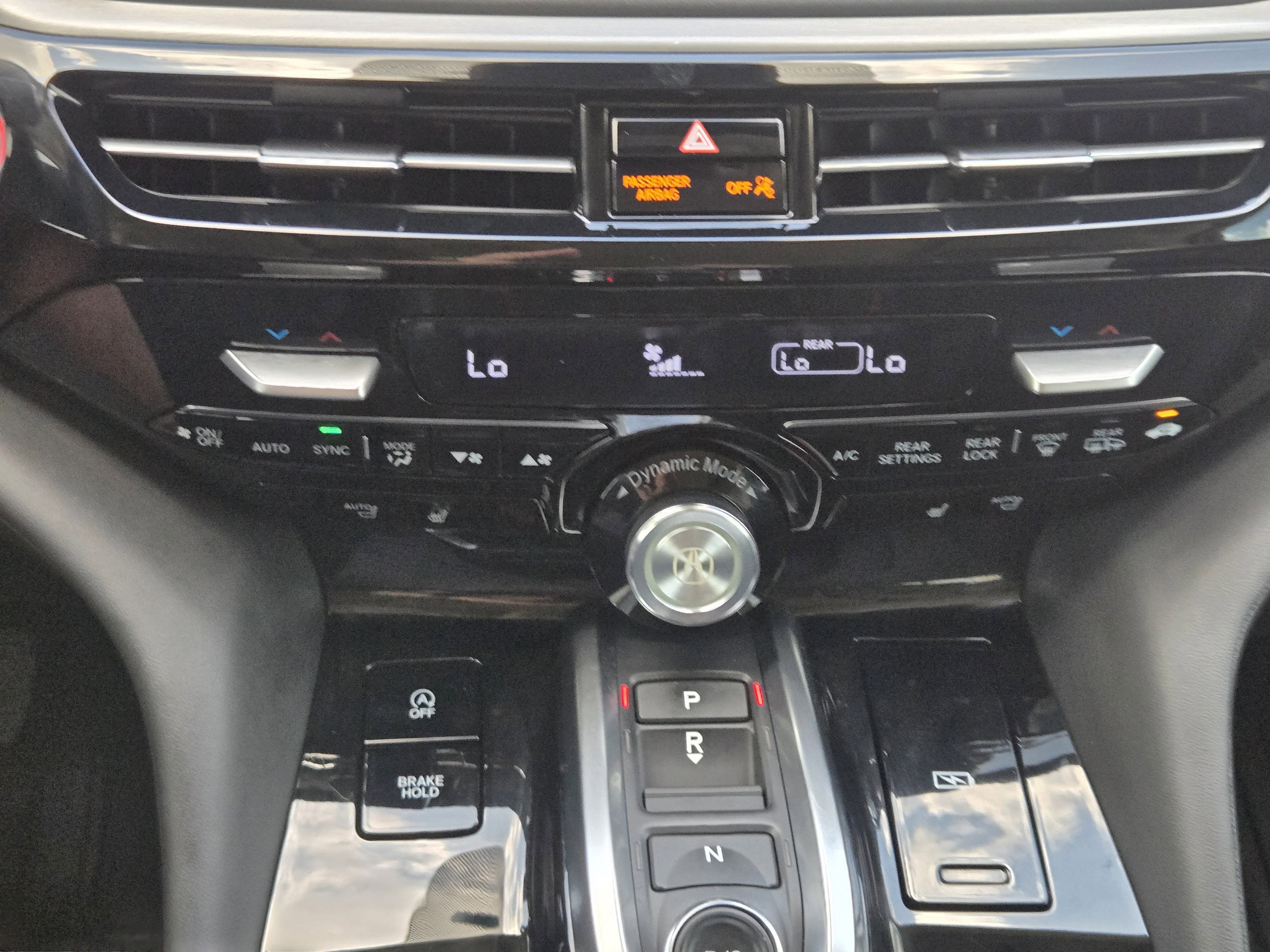 Used 2024 Acura MDX SH-AWD w/ Technology Package image 13