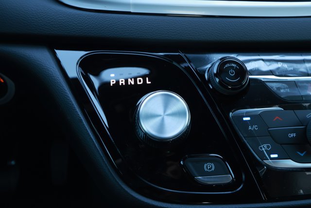 New 2026 Chrysler Voyager LX image 18