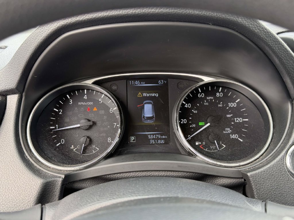 Used 2015 Nissan Rogue SV AWD/4WD image 25