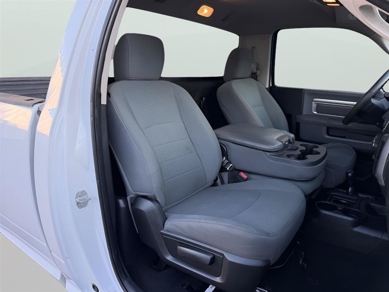 Used 2015 RAM 2500 Tradesman w/ Chrome Appearance Group AWD/4WD image 15