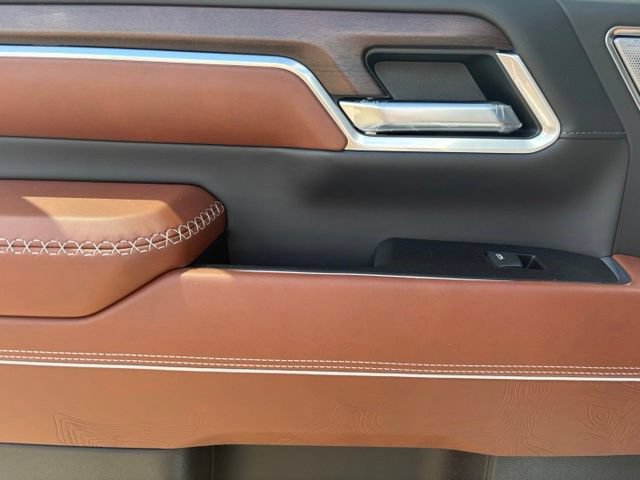 New 2026 GMC Sierra 2500 Denali Ultimate AWD/4WD image 17