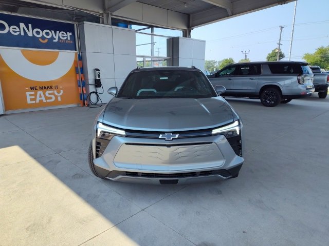 New 2025 Chevrolet Blazer EV LT image 3